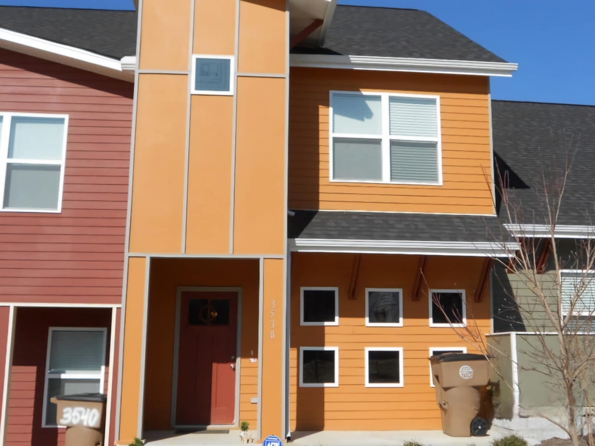 Property main image