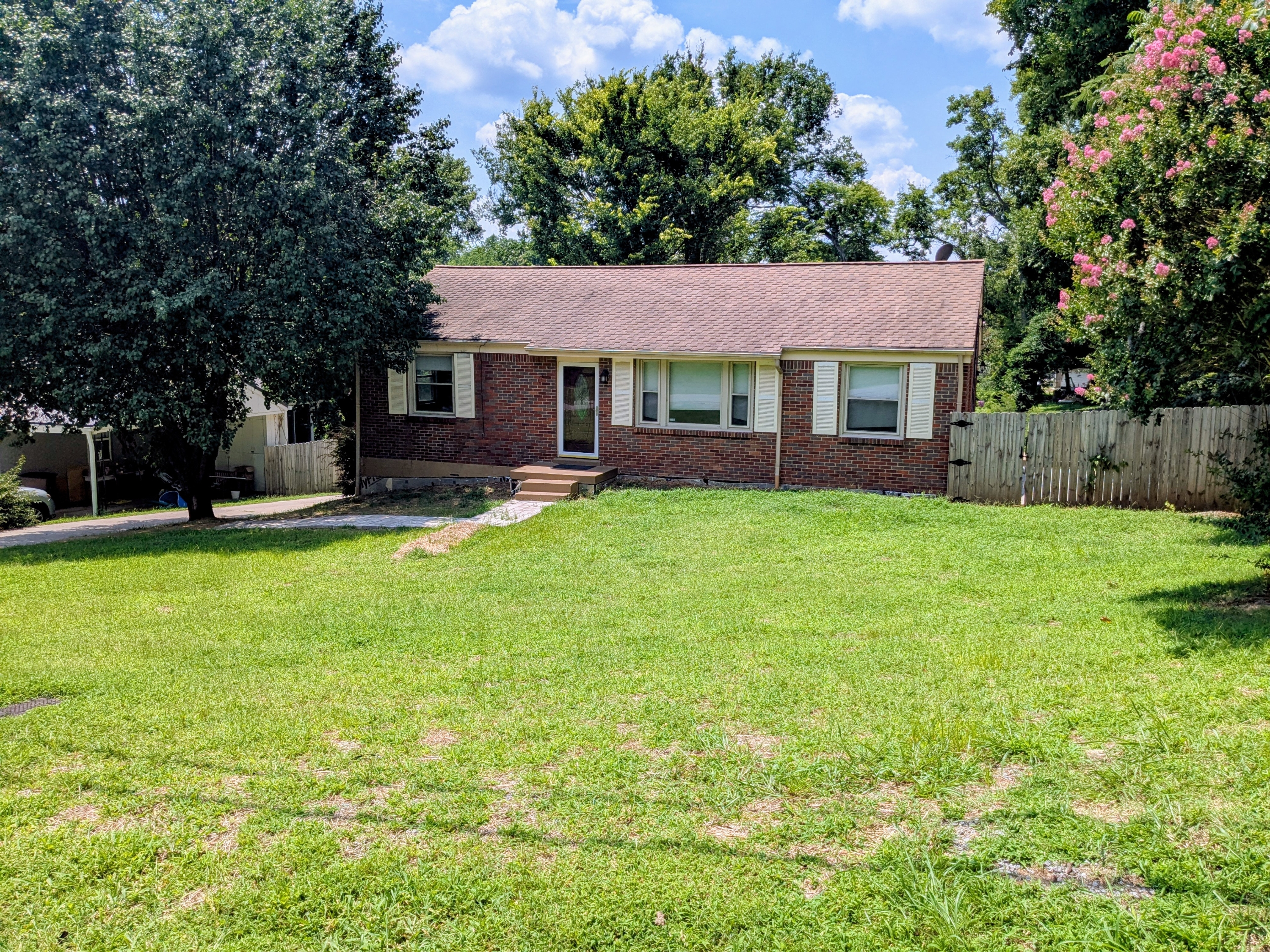 3321 Mimosa Drive
