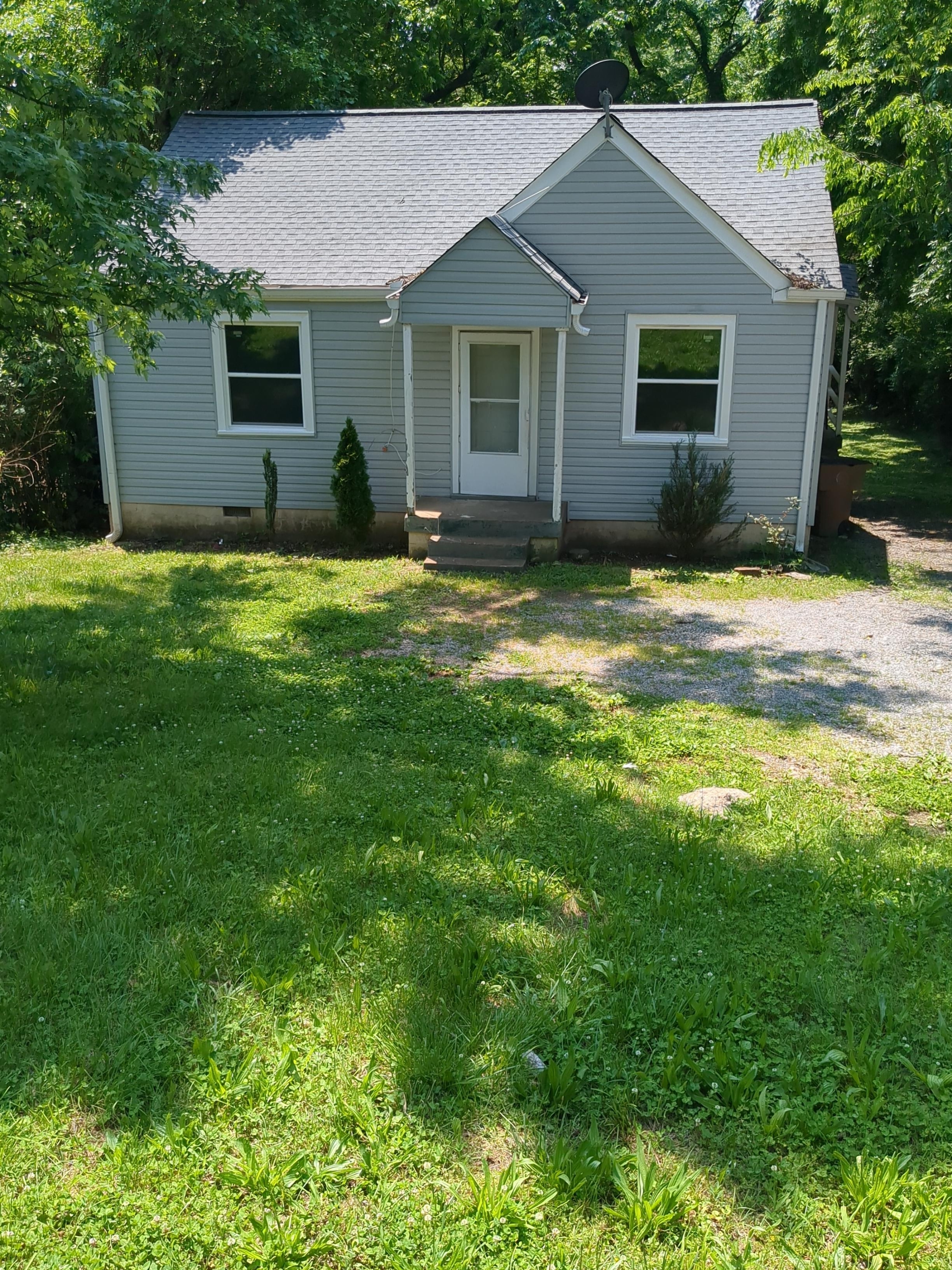 77 Lutie Street