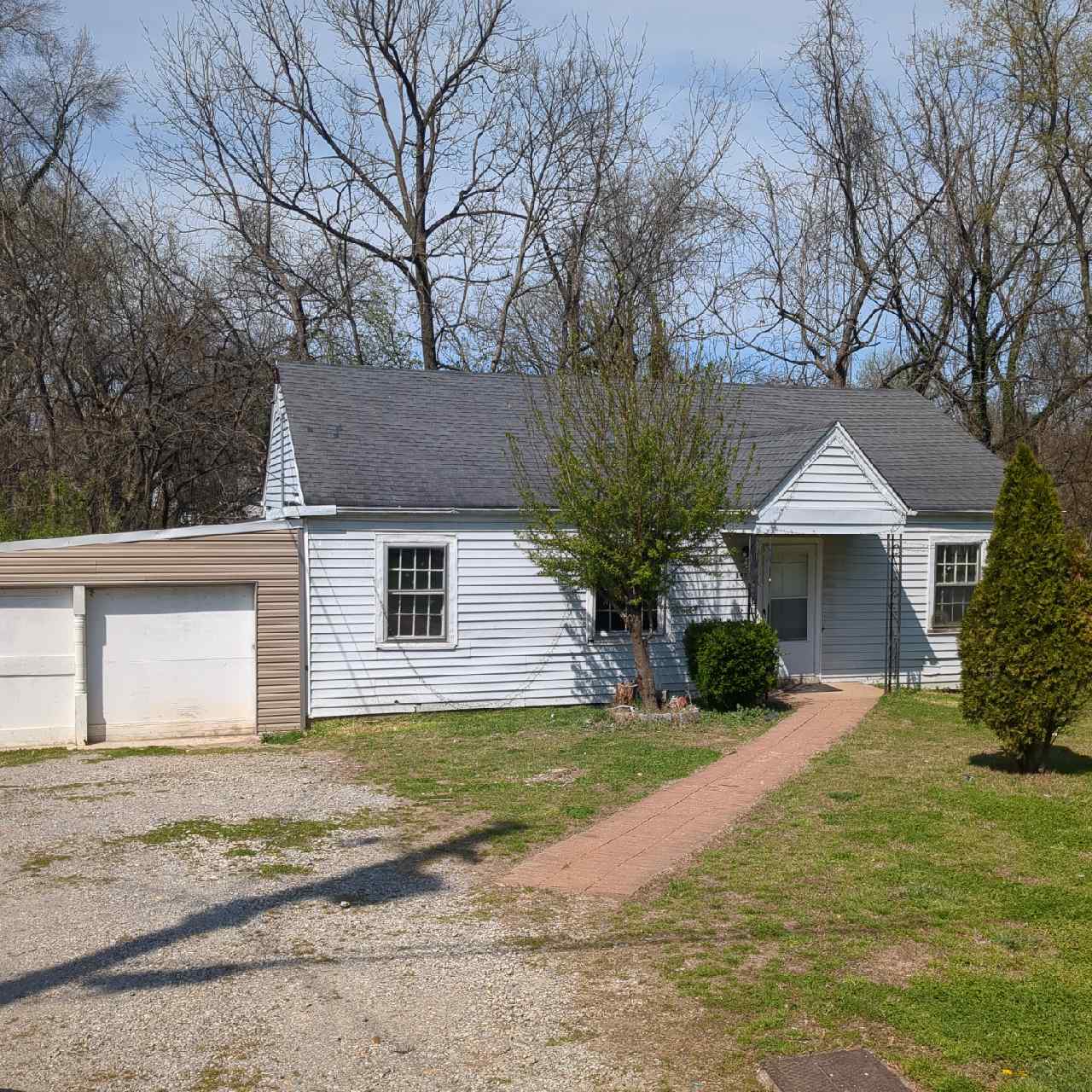 1983 Lavergne Court