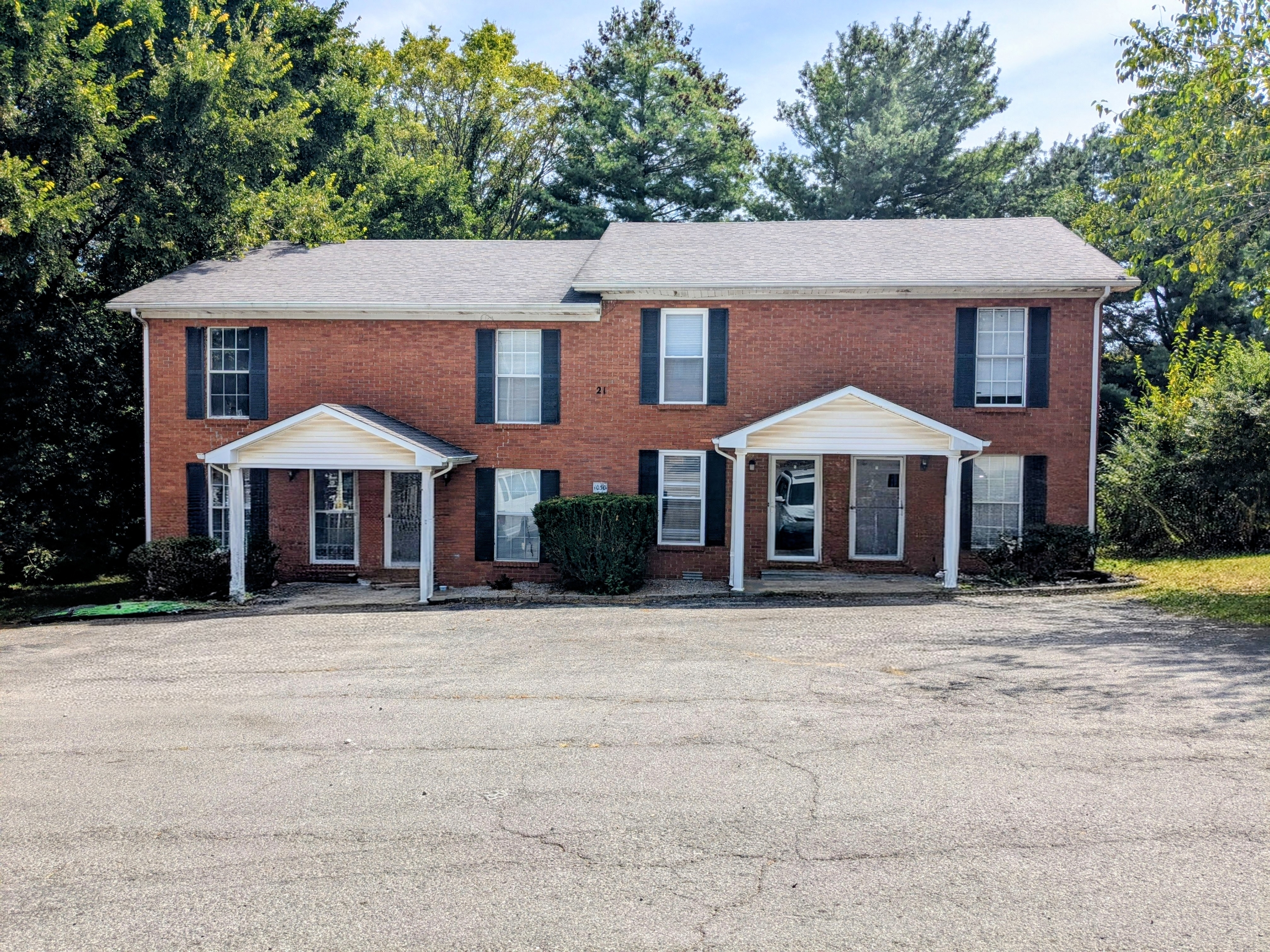 Property main image